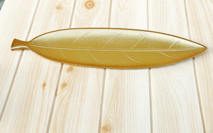 Wooden leaf shaped carved wood tray