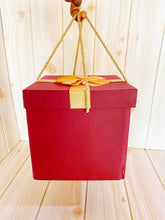 Load image into Gallery viewer, Gift box with pre tied bow
